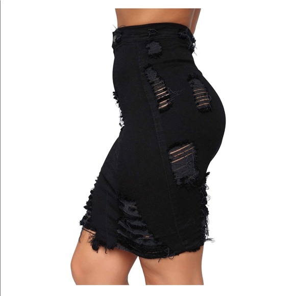 Women's Bodycon Ripped Denim Skirt - Picture 2 of 7